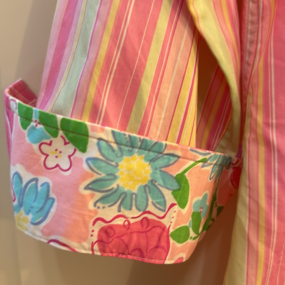 LILY PULITZER WHITE LABEL BLOUSE BEAUTIFUL LILY DETAILS LIKE NEW - Picture 11 of 16